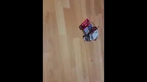 Siyah çizgiyi takip eden robot