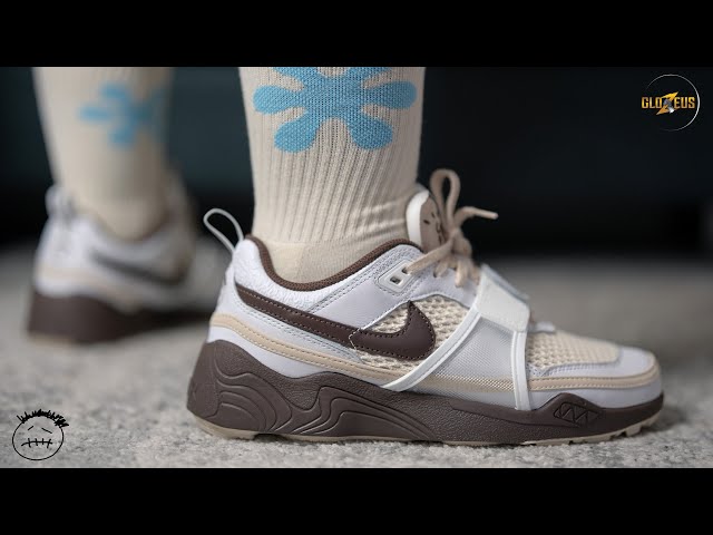 スニーカー Nike xTravis Scott Zoom Field Jaxx White and Light Chocolate TRAVIS SCOTT x NIKE ZOOM FIELD JAXX