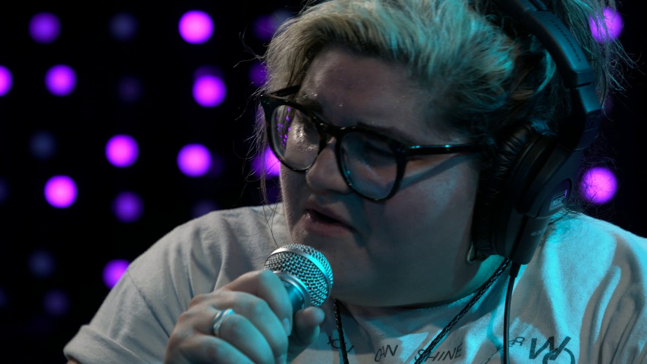 Sheer Mag - Sit & Cry (Live on KEXP)