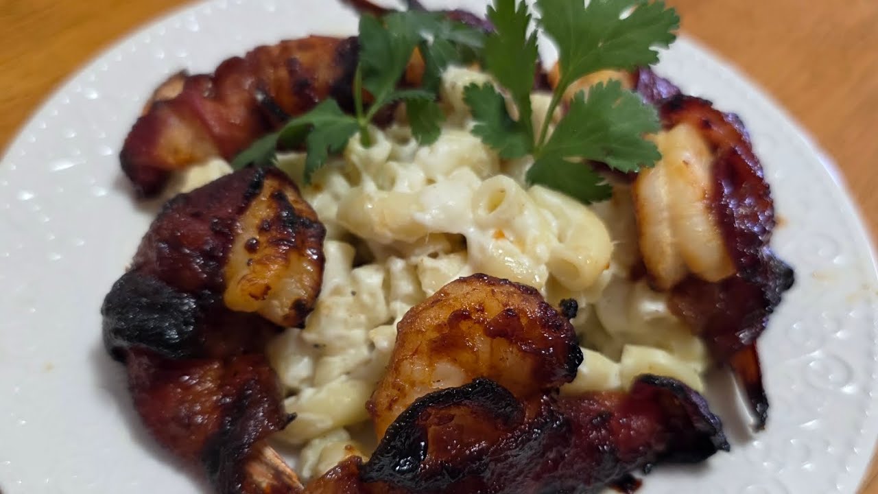 Camarones cobijados en bacon