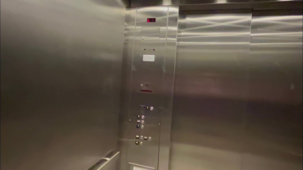 Schindler HT-Warehouse Garage East Elevator-Liberty Center-West Chester,OH