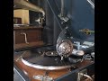 灰田 勝彦 ♪スキーヤーは唄ふ♪ 1938年 78rpm record. Columbia Model No G ー 241 phonograph