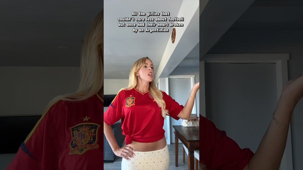 Can you relate? 😂  Sí, soy 💪🏻🇪🇸 ¡Vamos España! #worldcup #argentinavsspain #spanish #dating