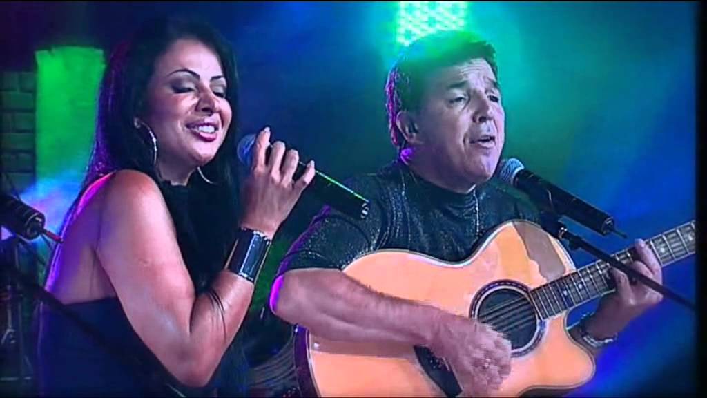 Valéria Barros - Tô Por Aí.