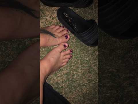 Dirty Berry Sparkle Concert Feet