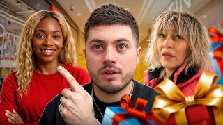 Download Lagu СУЕТА В АВИАПАРКЕ С МАШЕЙ И УГАРНОЙ УБОРЩИЦЕЙ🤣| НАДАРИЛ ПОДАРКОВ НА 100К MP3