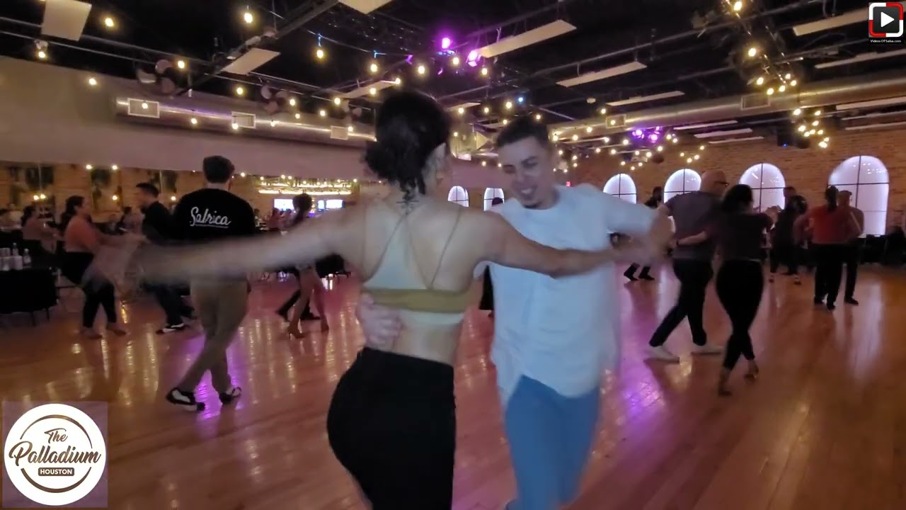 Yayita y Oscar Martinez Dancing Salsa at Palladium Dance Social Houston