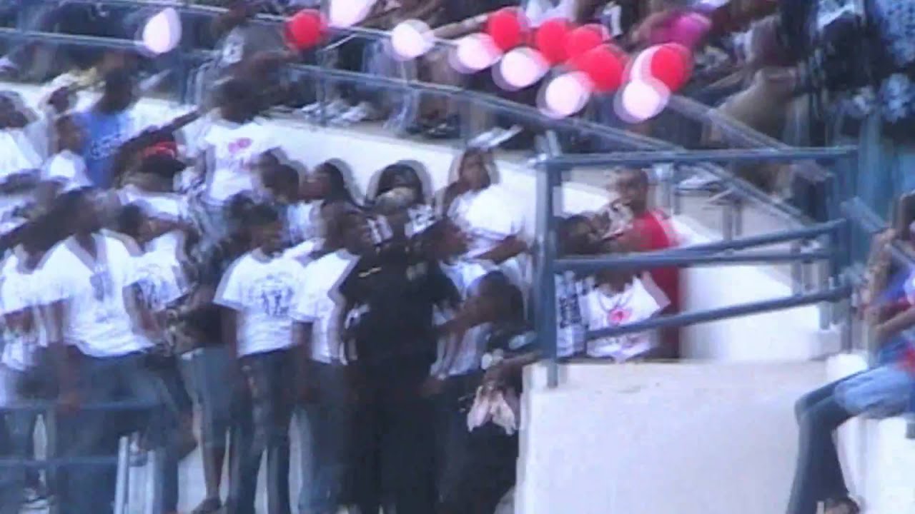 2010 JSU drum majors YouTube