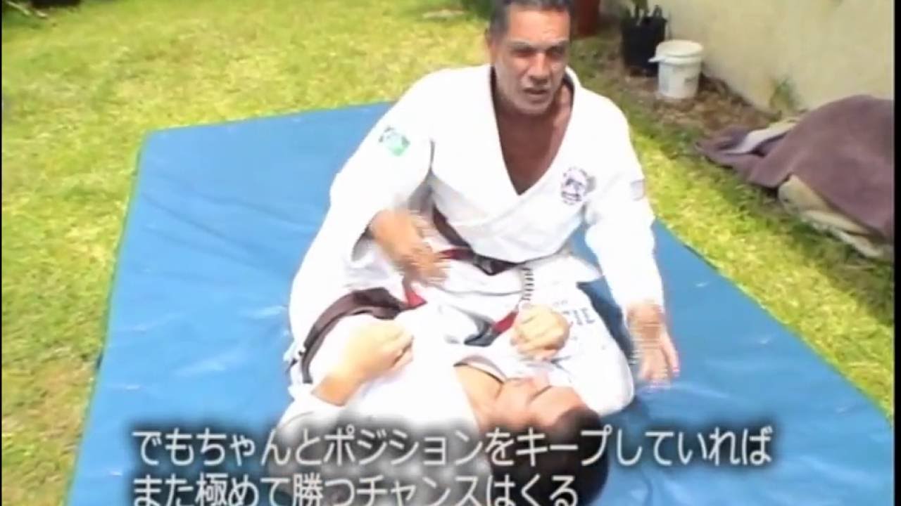Relson Gracie teaching gi chokes YouTube