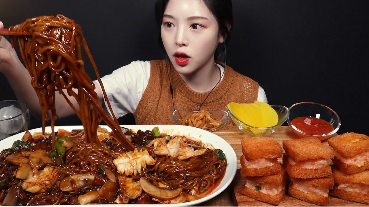SUB)Spicy Seafood Jajangmyeon with Crispy Menbosha Mukbang Asmr Eating  Sounds - YouTube