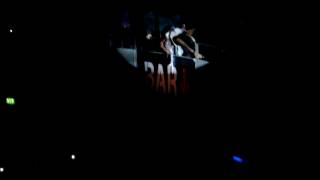 Noisettes - Every Now and Then (Snippet), Shingai performs from balcony @ The Roundhouse, Camden screenshot 5