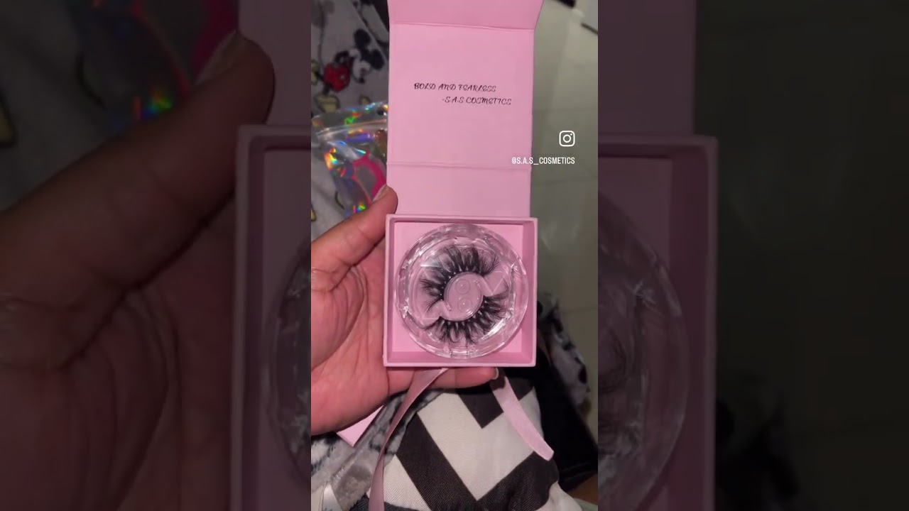 Luxury mink lashes available at affordable prices