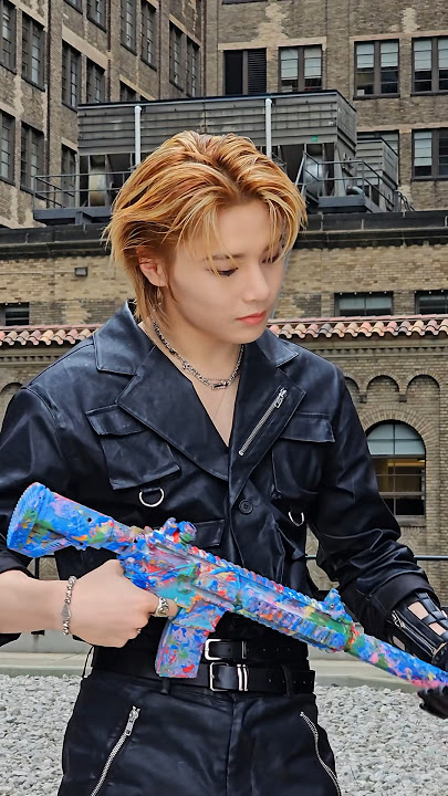 🦊👉📞🔫😎 #StrayKids #스트레이키즈 #아이엔 #I_N #ATE #ChkChkBoom #StrayKidsComeback #YouMakeStrayKidsStay