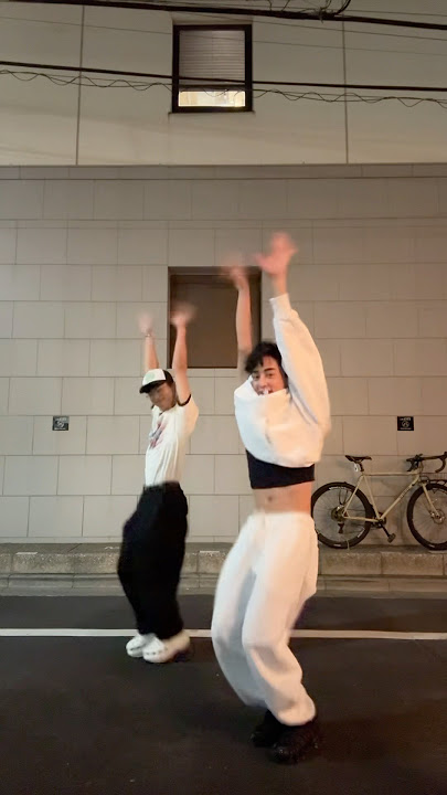 back when i was skinny pt. 2 #shorts #shakira #wakawaka #dance