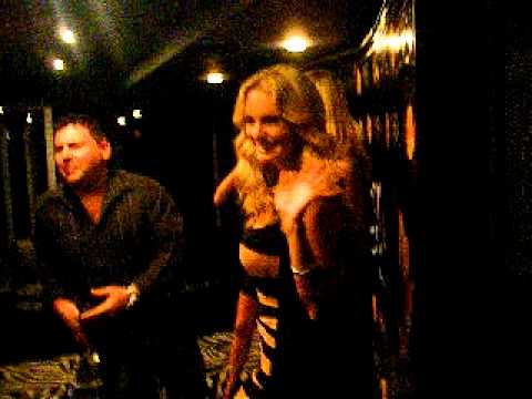 She Played A Wheel Of Fortune Slot Machine At Gold Coast Las Vegas... (watch what happened next 🙊)