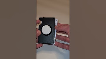 Meet the Rossm wallet with a built-in AirTag holder