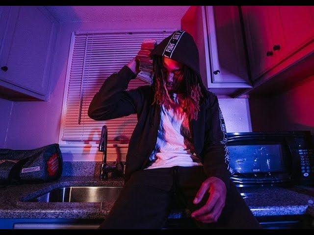 Taee - 100 Nights (OFFICIAL MUSIC VIDEO)
