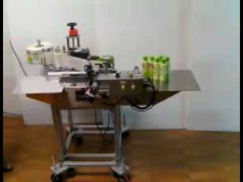Tabletop Round Bottle Labeling machine with conveyor