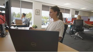 Broeder De Vries Ambulance En Zorgmeldkamer