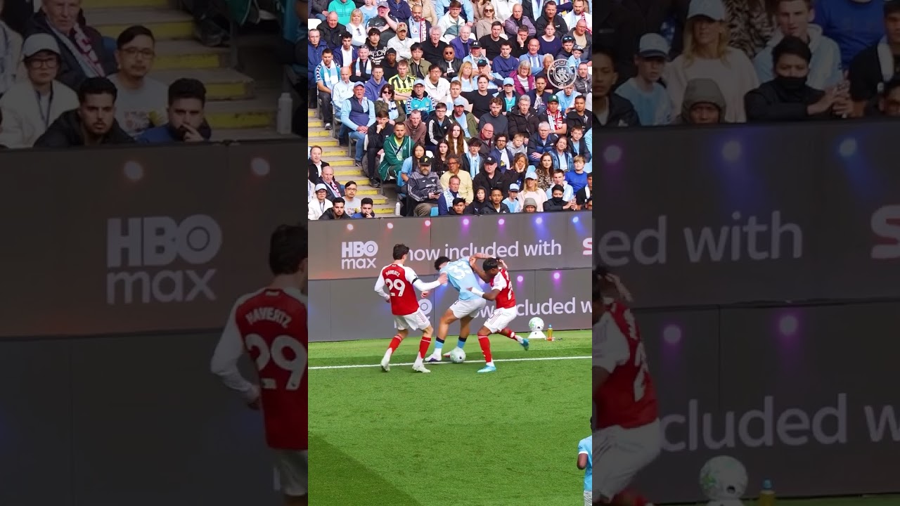 An artist at work 🎨⚽️ #football #skills #mancity #premierleague #shorts
