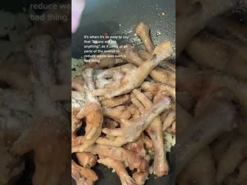 WOULD YOU EAT THIS?? CHICKEN FEET!!?