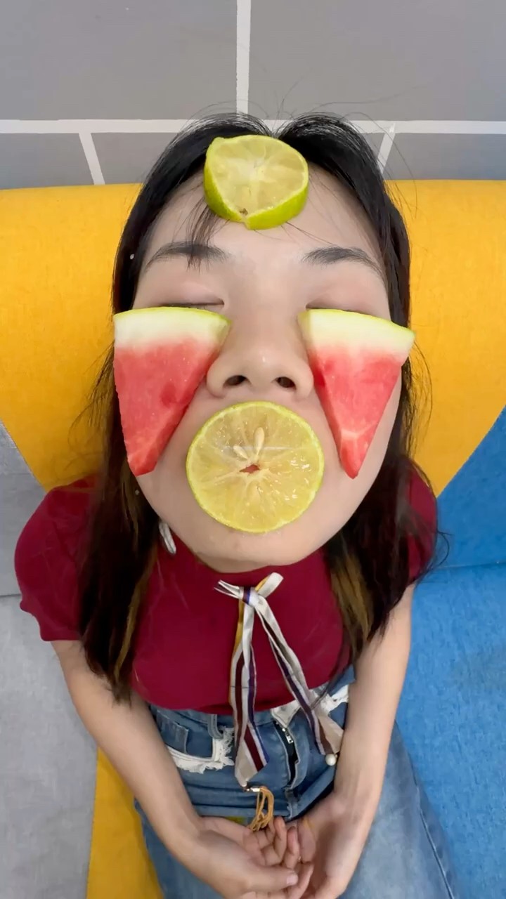 Su Hao comedy: fruit lollipops ?