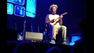 Ben Harper playing Suzie Blue on Ukulele chords