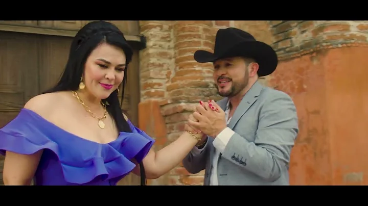 "Callados" Alicia Gil Ft Azael Serna