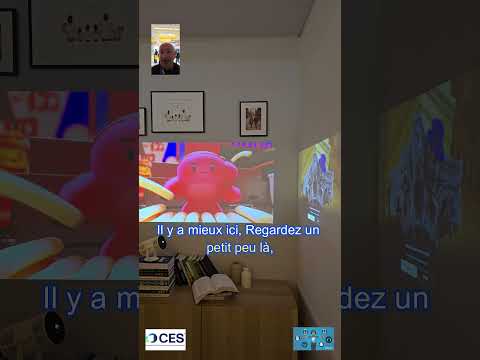 Il projette sur les rideaux et dans les angles ! (Samsung Freestyle +) #projector #samsung #portable