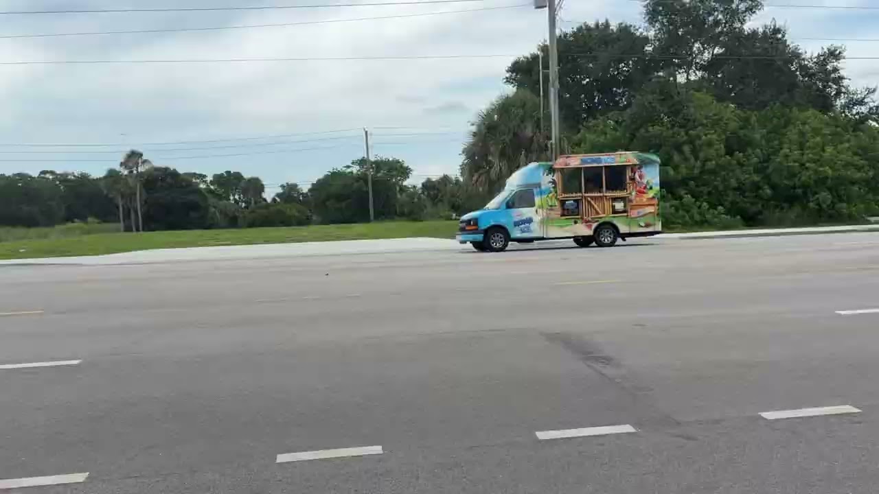KONA Ice Truck Timelasping along US-1 in Sebastian Florida 
