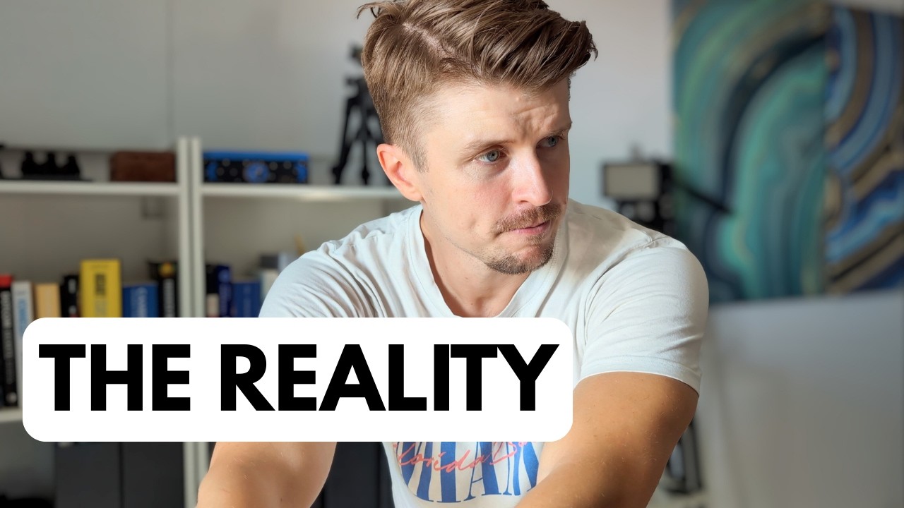 A Day in the Life of a Remote Digital Marketing Manager - YouTube