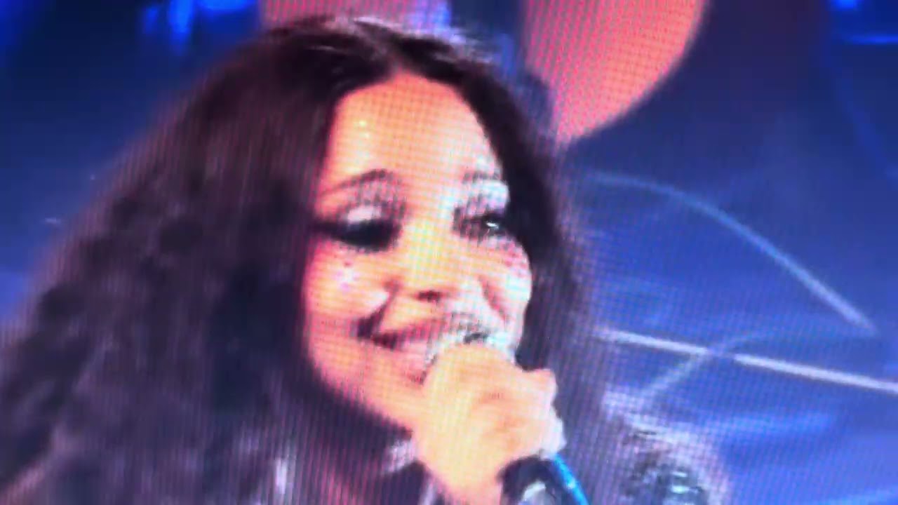 Jade concert performing unconditional performance live on stage 