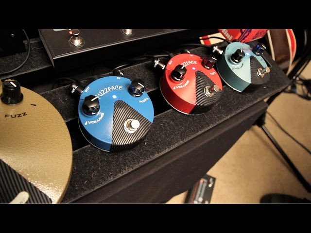 Mini Fuzz Face Shootout w/ Jeorge Tripps & James Santiago - YouTube