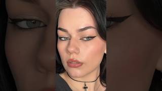 Dove Cameron Eyeliner