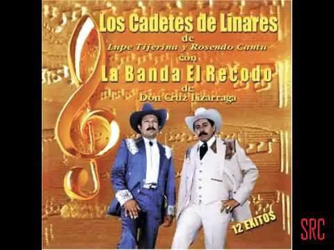 Watch the video for Las Tres Tumbas
