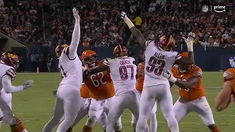 Justin Fields throws an interception off of defenders head - Commanders vs Bears 2022