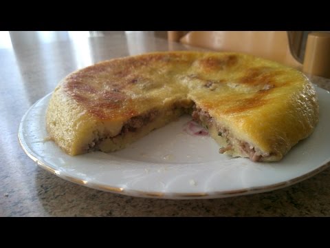 Мясной пирог в мультиварке с картошкой