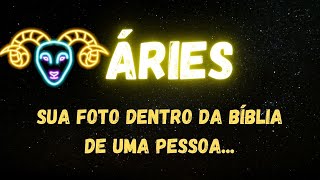 ♈️ÁRIES📖SUA FOTO DENTRO DA BÍBLIA DE UMA PESSOA...