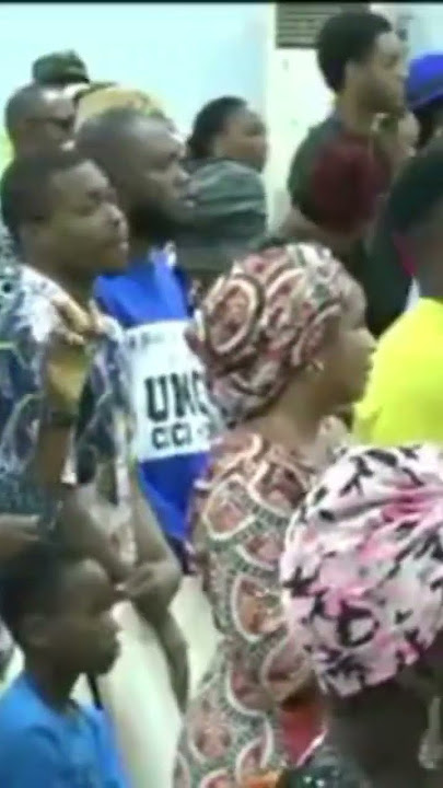 Ogo Ogo Ogo, Halle Halle-luyah. #worshipmusic #gospelmusic
