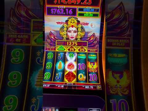 Max betting the Power Up Slots 🎰 #vegas #slots #win #money #love
