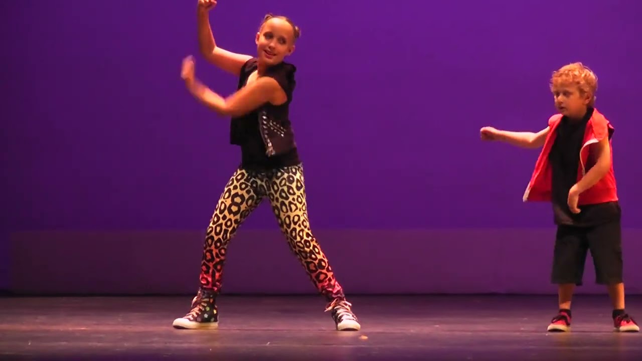 Luanda de Hilster - Hip Hop - Long Beach California