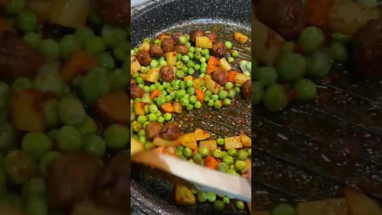 🔽 Tarifi görmek için buraya tıkla! 💚 Yazdan Kalan Bezelye, Kıyma ve Bir Tencere! 🧆 En Kolay Yemek! 🍲 🔽 Tarifi görmek için buraya tıkla! 💚 Yazdan Kalan Bezelye, Kıyma ve Bir Tencere! 🧆 En Kolay Yemek! 🍲
