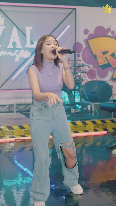 Tak tompo, tak trimo Mugo cepet oleh penggantiku Ra perlu bingung..( PUTRI KRISTYA - NATE TRESNO )