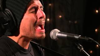 Low Roar - Easy Way Out (Live on KEXP) chords