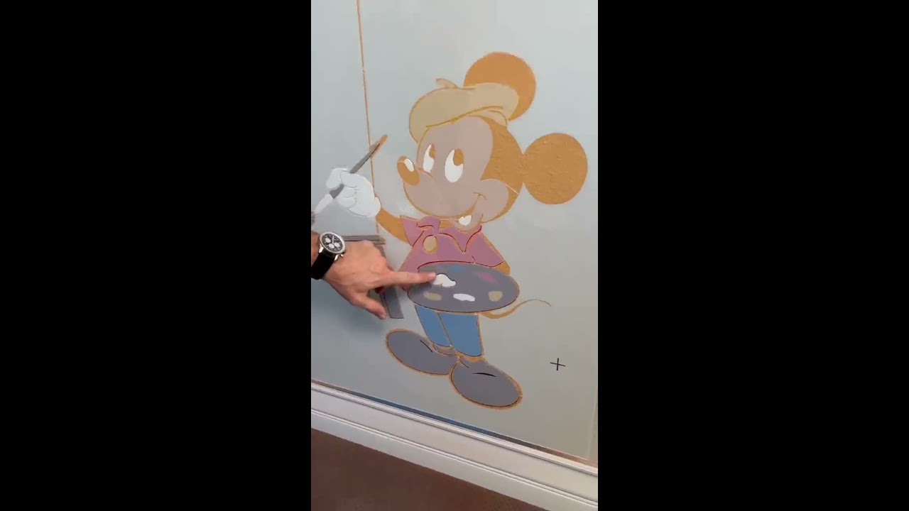 Dad Turns Kid S Scribble On Wall Into Work Of Art 