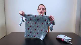 Video: Tidy Tot Cover&Catch Bib