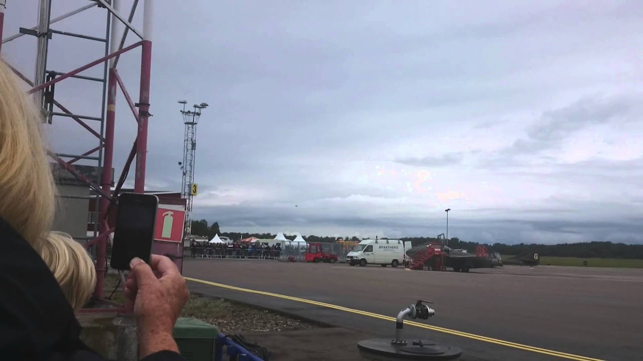 kalmar flyguppvisning 2014  del 1