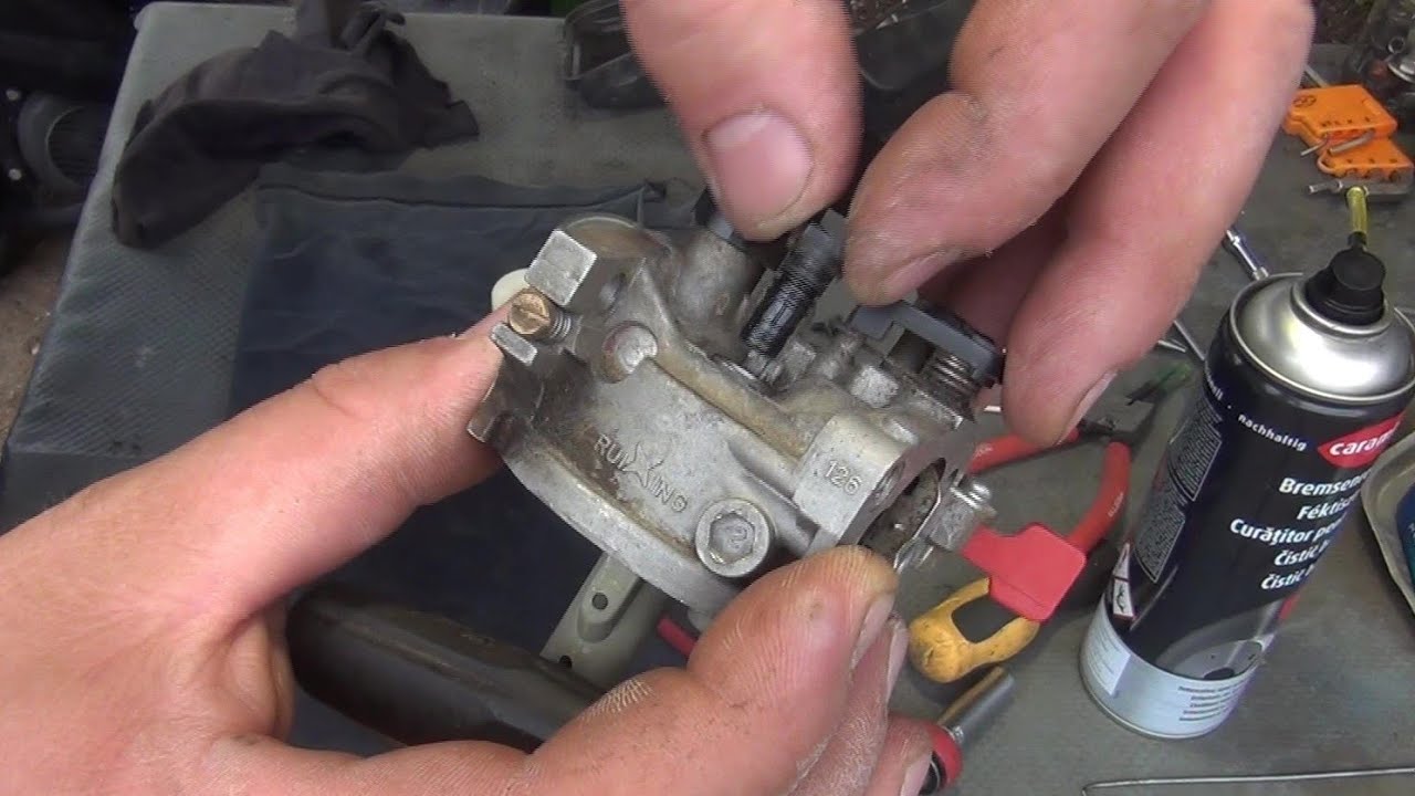 Indul a szezon, de nem megy a fűnyíró! (ingadozó fordulatszám) Már megint, az a fránya karburátor!