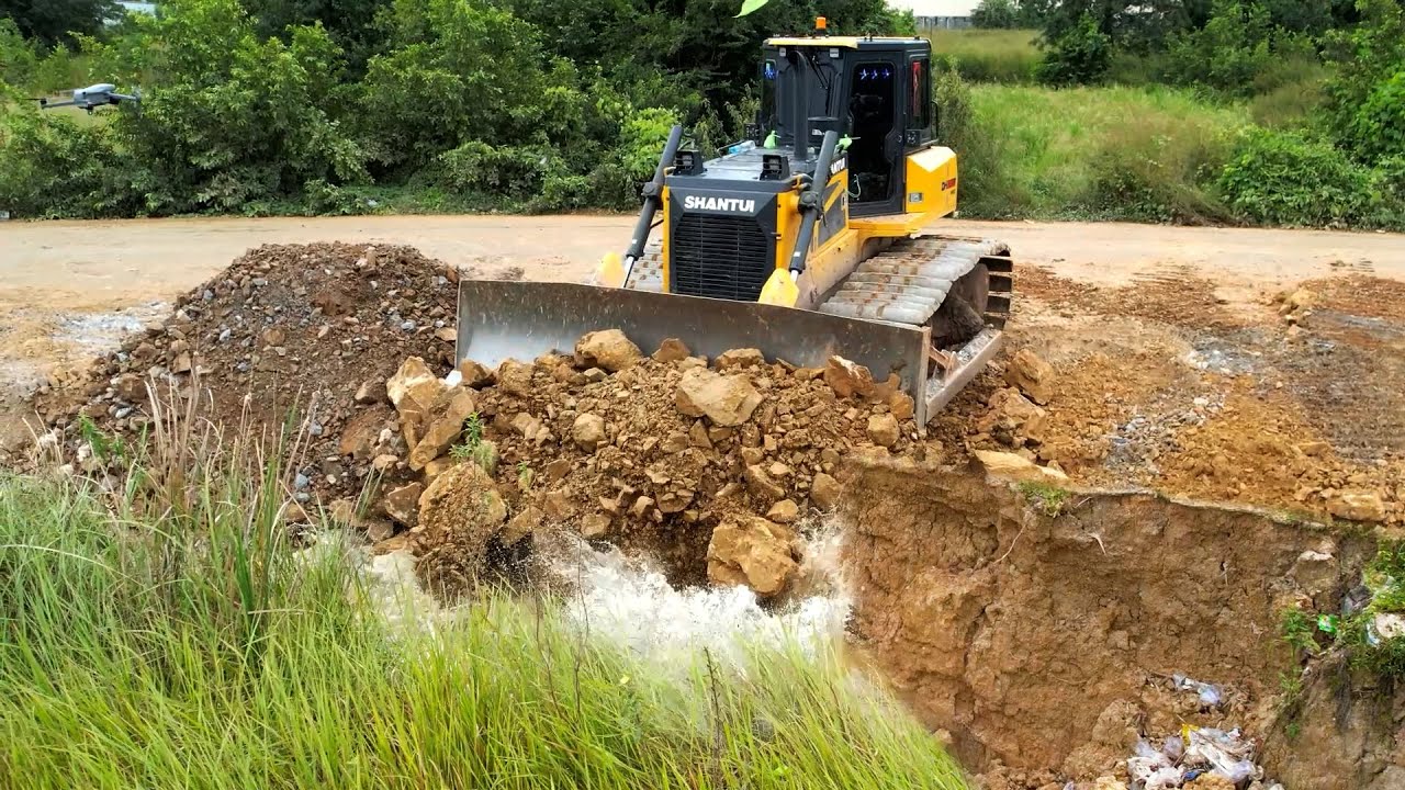 Excellent Heavy Bulldozer Work in Huge Landfilling Great Mini Dump Trucks Transport & Dumping Soil