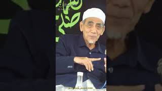 foto foto langka kh.maimun zubair